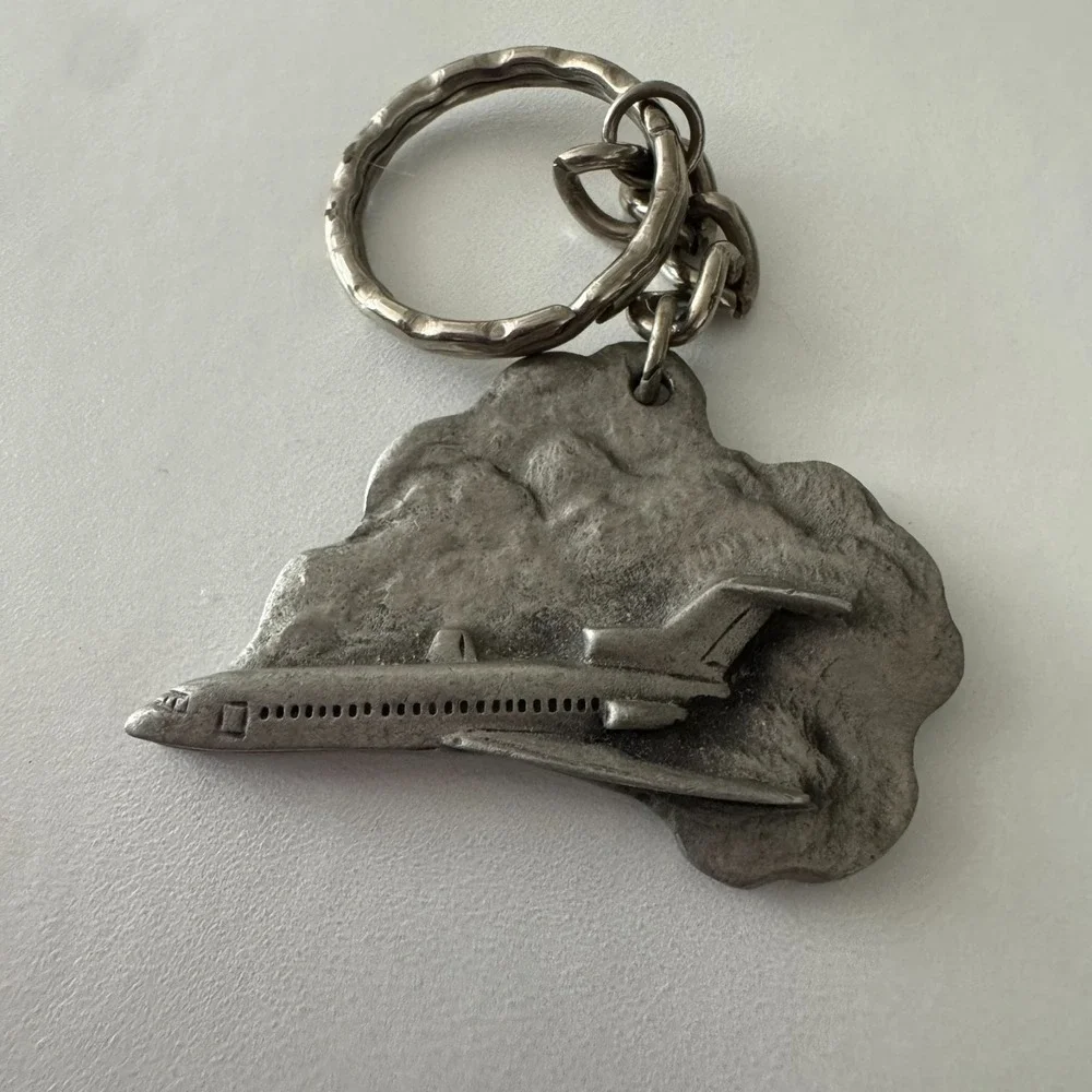 Vintage 1983 I Love to Fly Pewter Keychain Key Ring Airplane by Rawcliffe‎